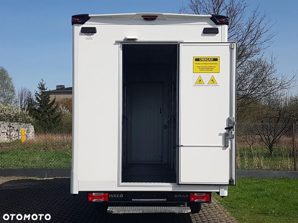 Iveco DAILY KONTENER NISKOPODŁOGOWY 4,43x2,23x2,42 SKLEP KAMPER FOODTRUCK BAR KLIMA KONIOWÓZ - 5