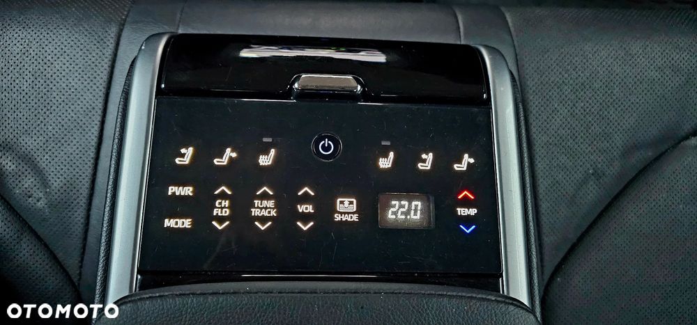 Toyota Camry 2.5 Hybrid Executive CVT - 28