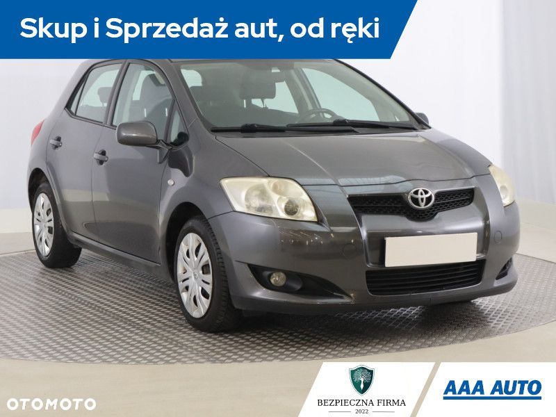 Toyota Auris - 3