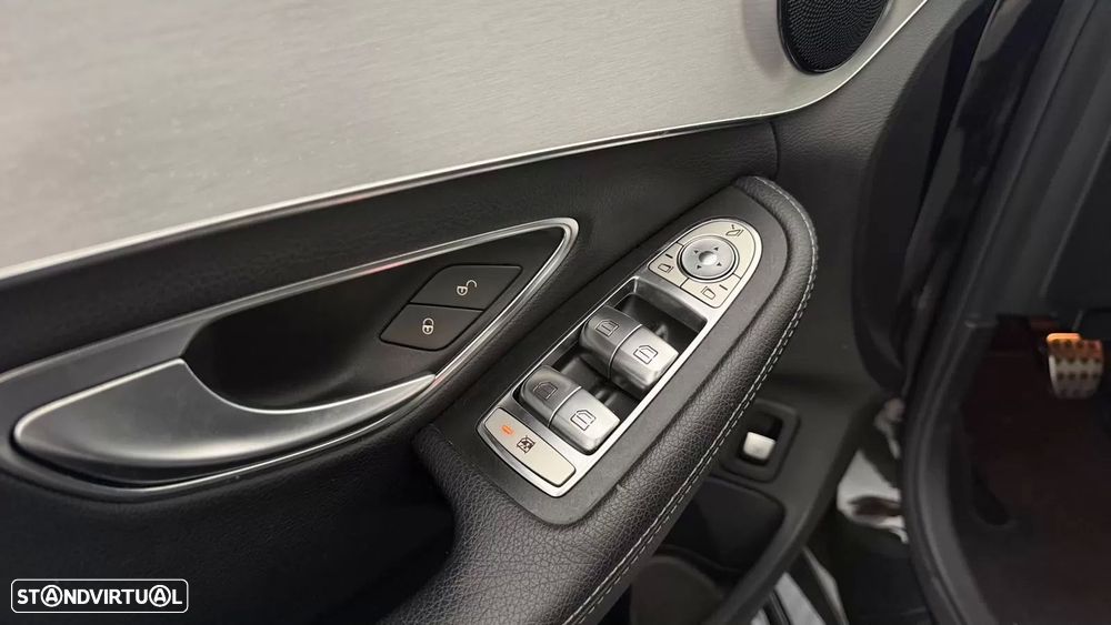 Mercedes-Benz C 180 d AMG Line - 22