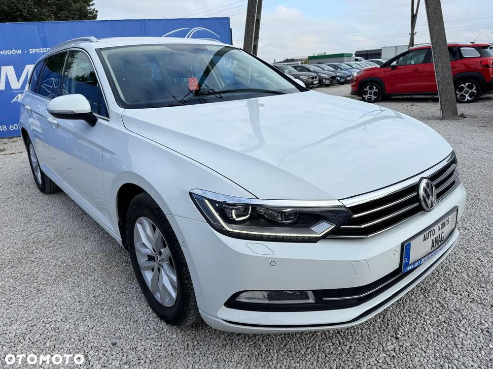 Volkswagen Passat Variant 1.6 TDI SCR DSG - 4