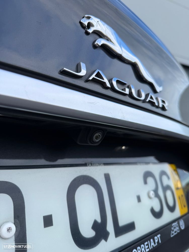 Jaguar XF 3.0 TDV6 R-Sport - 15