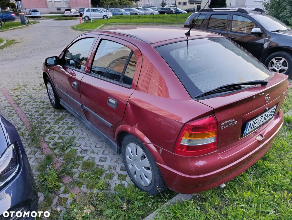 Opel Astra - 2
