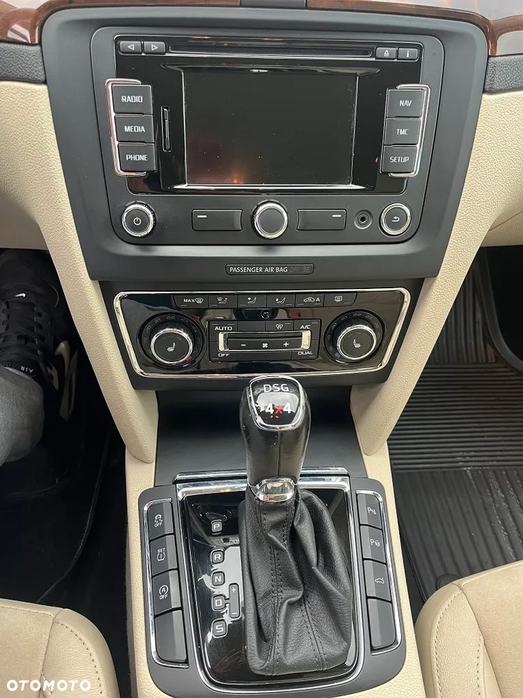 Skoda Superb 2.0 TDI 4x4 Platinum Outdoor DSG - 19