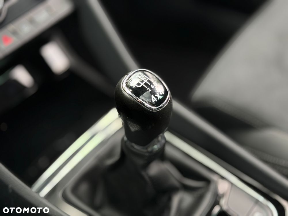 Skoda Karoq 2.0 TDI SCR Sportline - 10