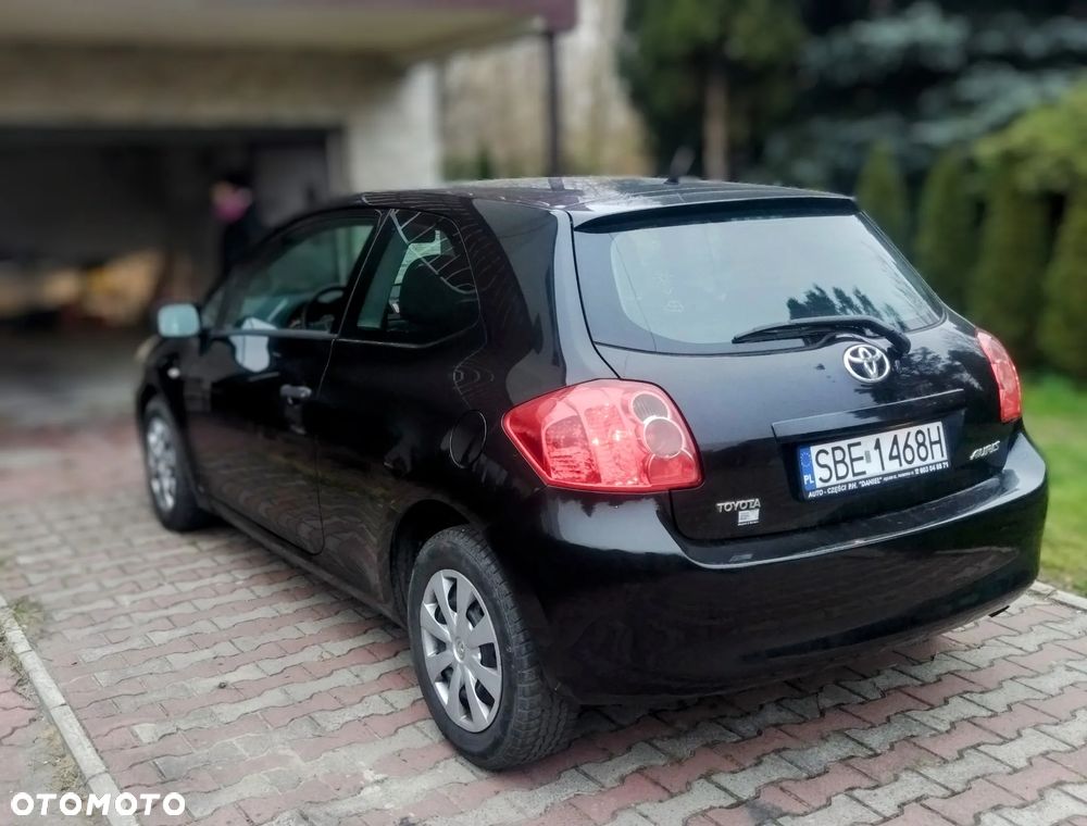 Toyota Auris 1.33 VVT-i Terra - 10