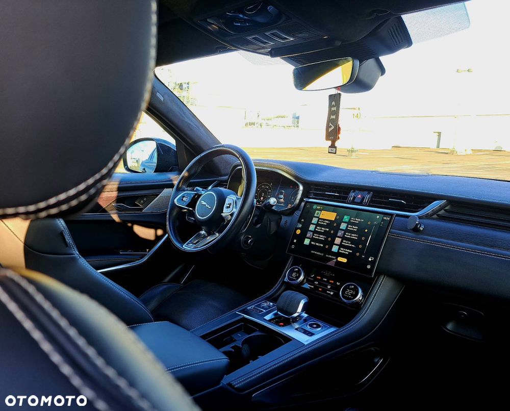 Jaguar F-Pace 3.0 TDV6 AWD 300 Sport - 35