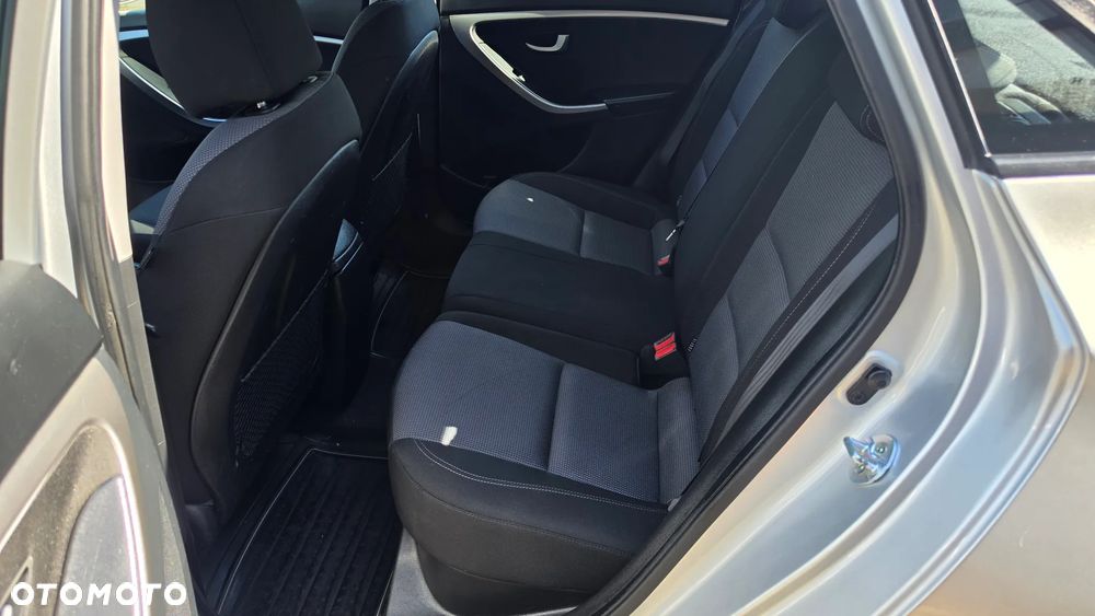 Hyundai i30 1.4 Fifa World Cup Edition - 13