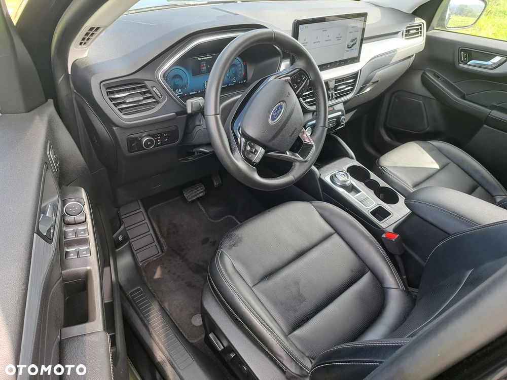 Ford Escape 2.0 EcoBoost AWD Titanium - 9