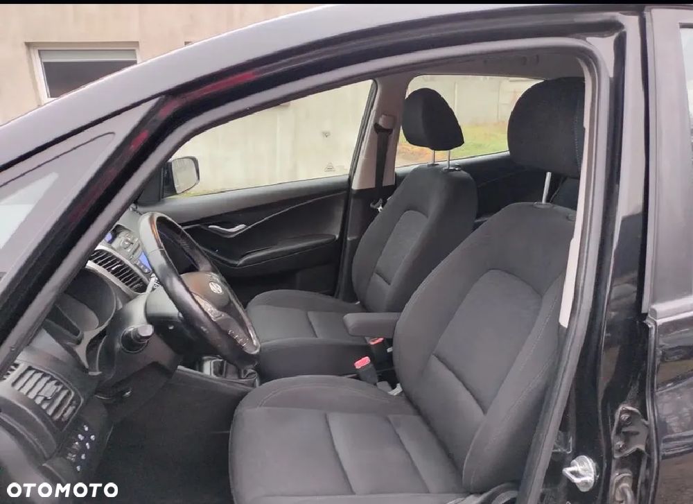 Hyundai ix20 1.6 CRDi blue Passion - 21