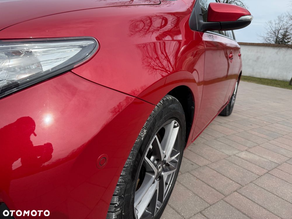 Toyota Auris 2.0 D-4D Dynamic - 19