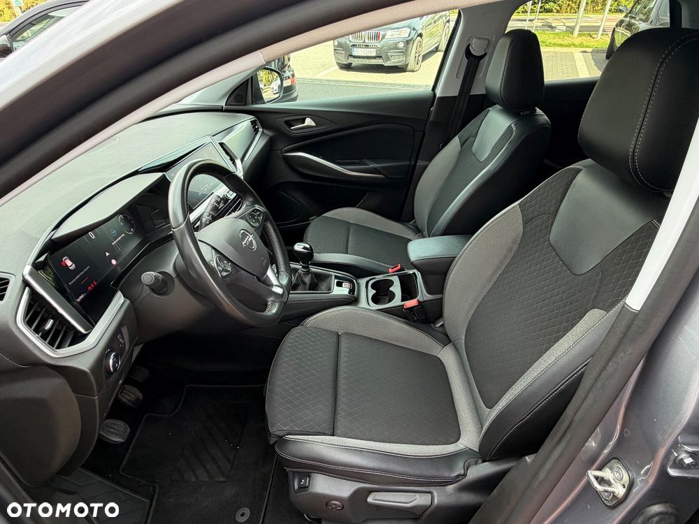Opel Grandland 1.2 DI Business Elegance - 25