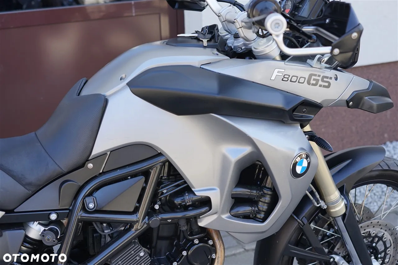 BMW F - 9