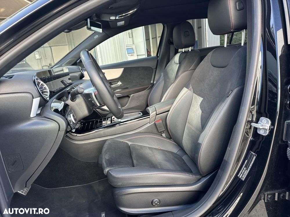 Mercedes-Benz A 200 Sedan MHEV 7G-DCT - 14