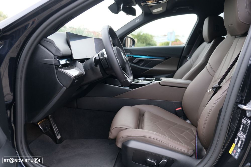 BMW i5 eDrive40 Pack Desportivo M Pro - 14