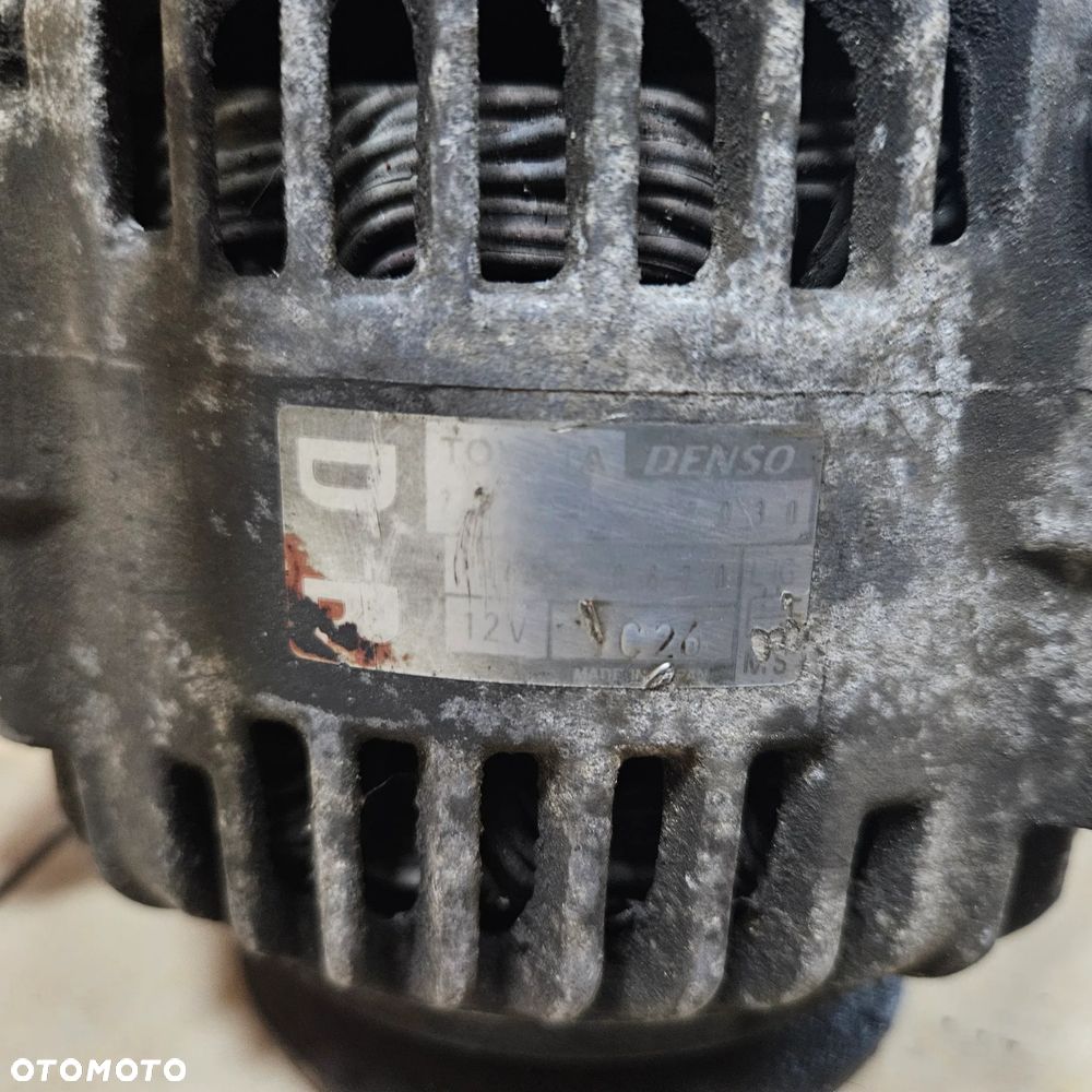 alternator Denso 27060-27030 / TOYOTA AVENSIS T22  /  TOYOTA COROLLA / 2,0 D-4D - 5