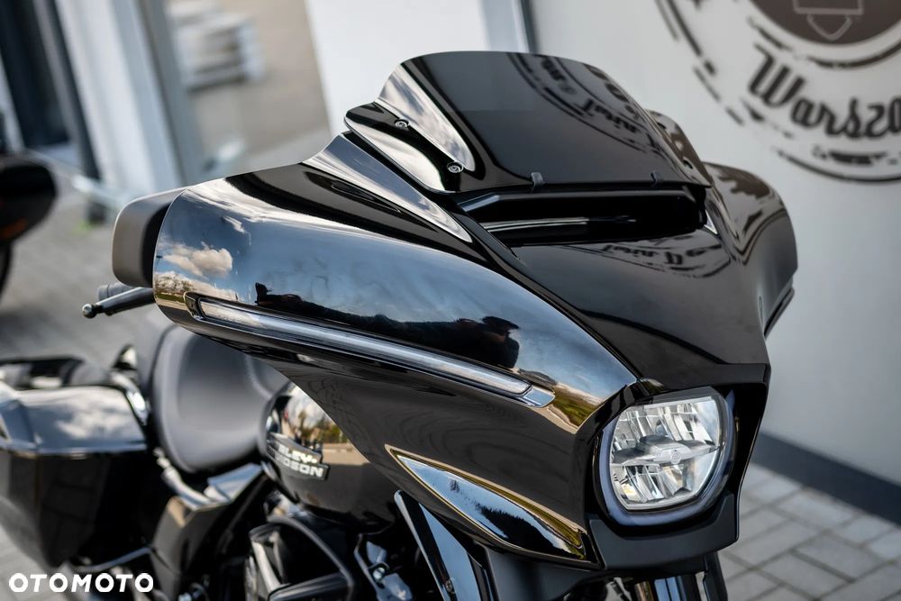 Harley-Davidson Touring Street Glide - 20
