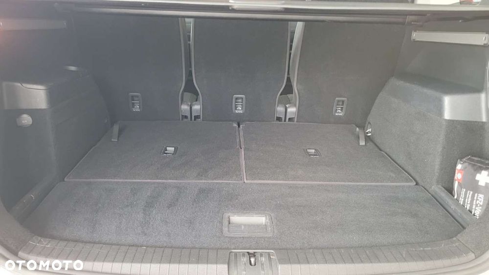 Volkswagen Touran - 30