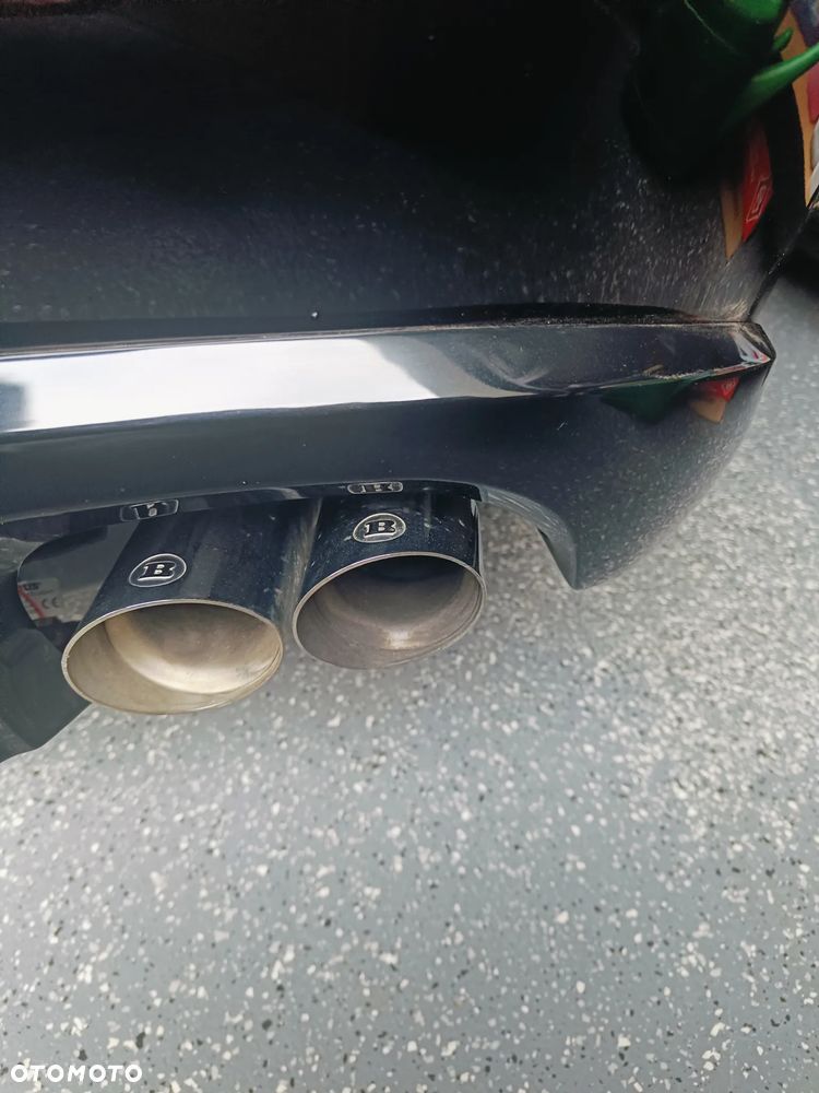 Mercedes-Benz SL - 32