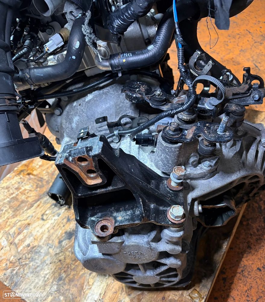 Caixa de Velocidades Hyundai i40 1.7 CRDI Ref: M6GF2U2-1.7/D4FD - 2