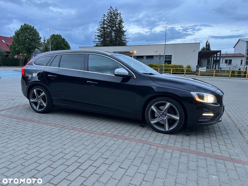 Volvo V60 D5 Geartronic RDesign - 6