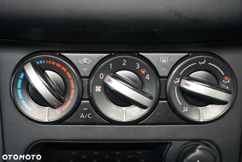 Nissan Qashqai 1.6 Tekna - 26