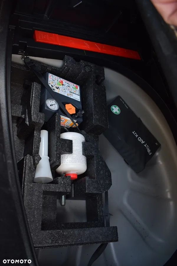 Volvo V40 D2 Drive-E SCR Kinetic - 9