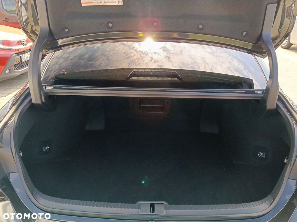 Lexus ES 300h Prestige - 17