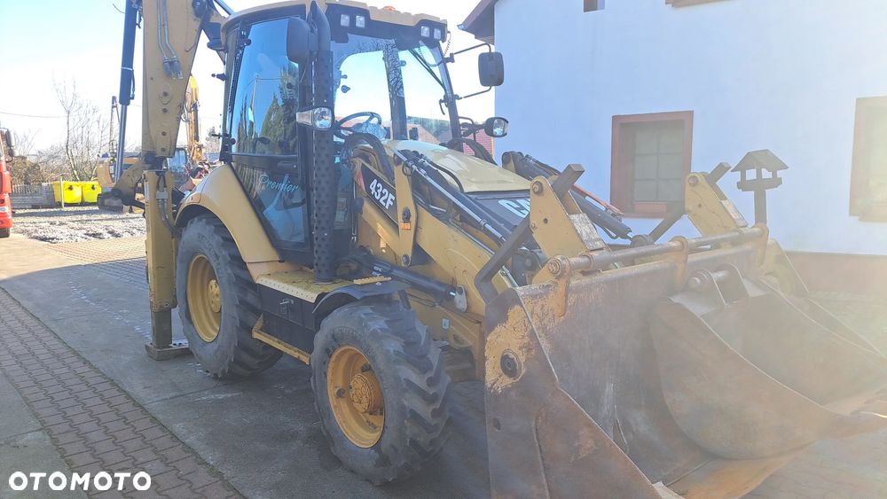 Caterpillar 432F3 - 1