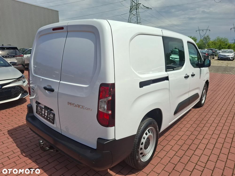 Toyota Proace City D-4D Long 2,4t Active (bryg.) - 4