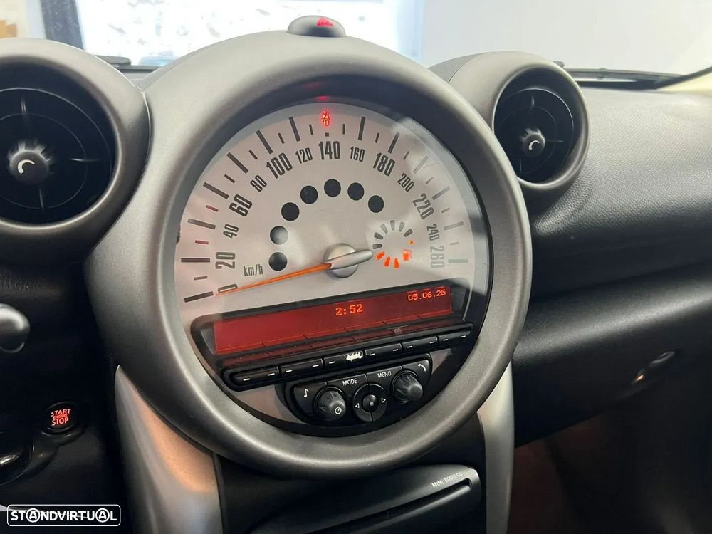 MINI Countryman One D - 6