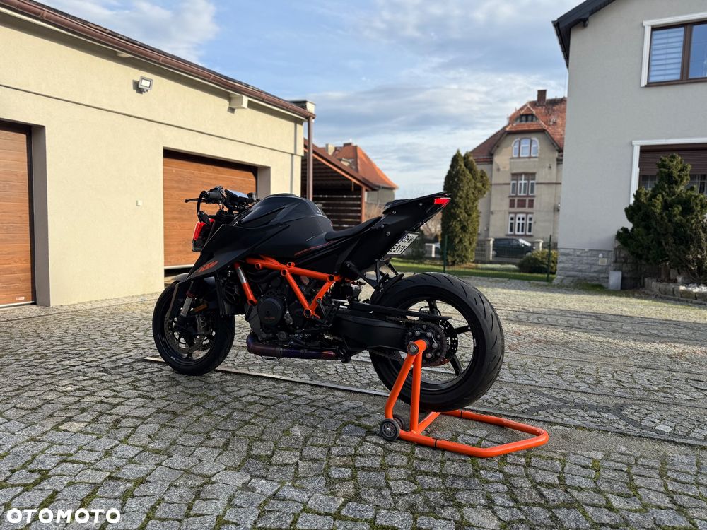 KTM Super Duke - 14