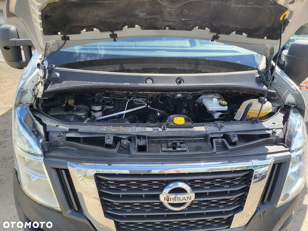 Nissan NV400 - 27