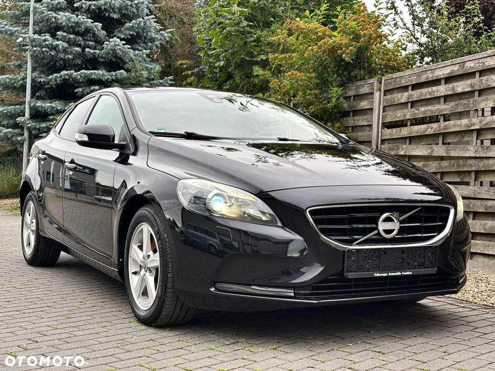 Volvo V40 D2 Momentum - 11
