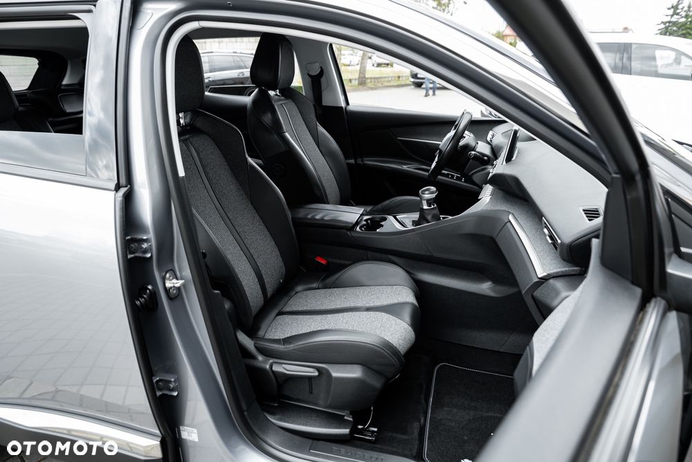 Peugeot 3008 2.0 BlueHDi Allure - 24