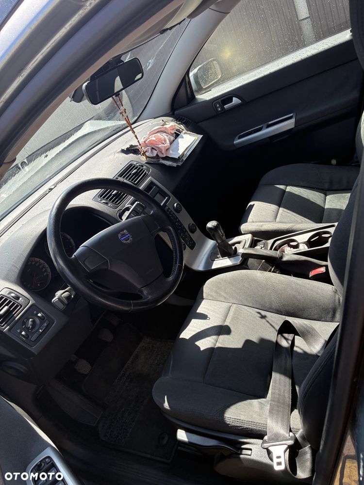 Volvo V50 - 6