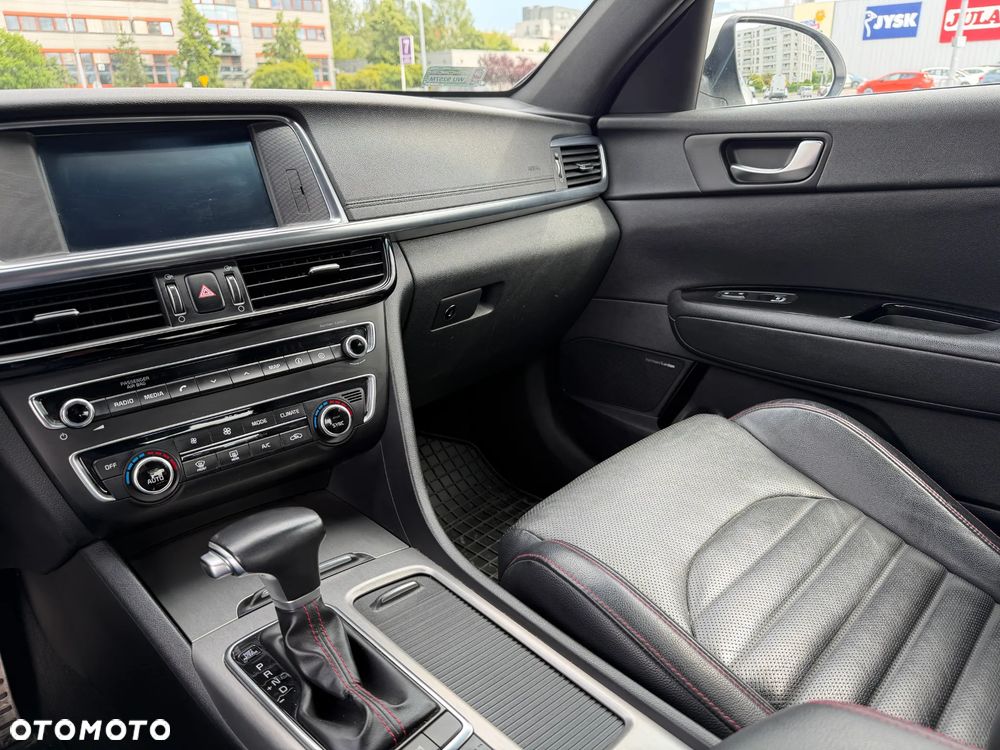 Kia Optima - 13