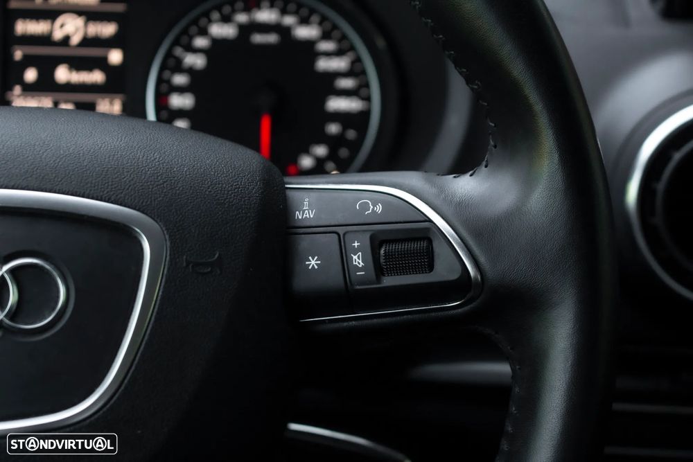 Audi A3 1.6 TDI Attraction - 14