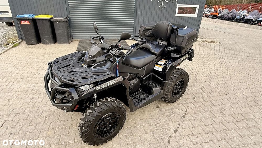 Can-Am Outlander Max - 3