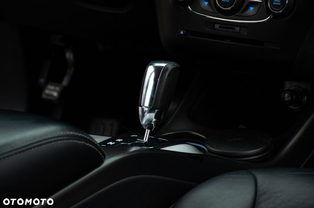 Fiat Freemont 2.0 Multijet 16V DPF Automatik Allrad Lounge - 28