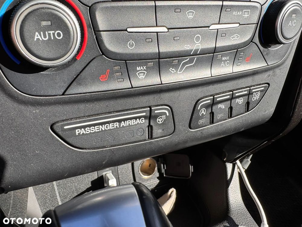 Ford Kuga 2.0 EcoBoost AWD Titanium ASS - 19