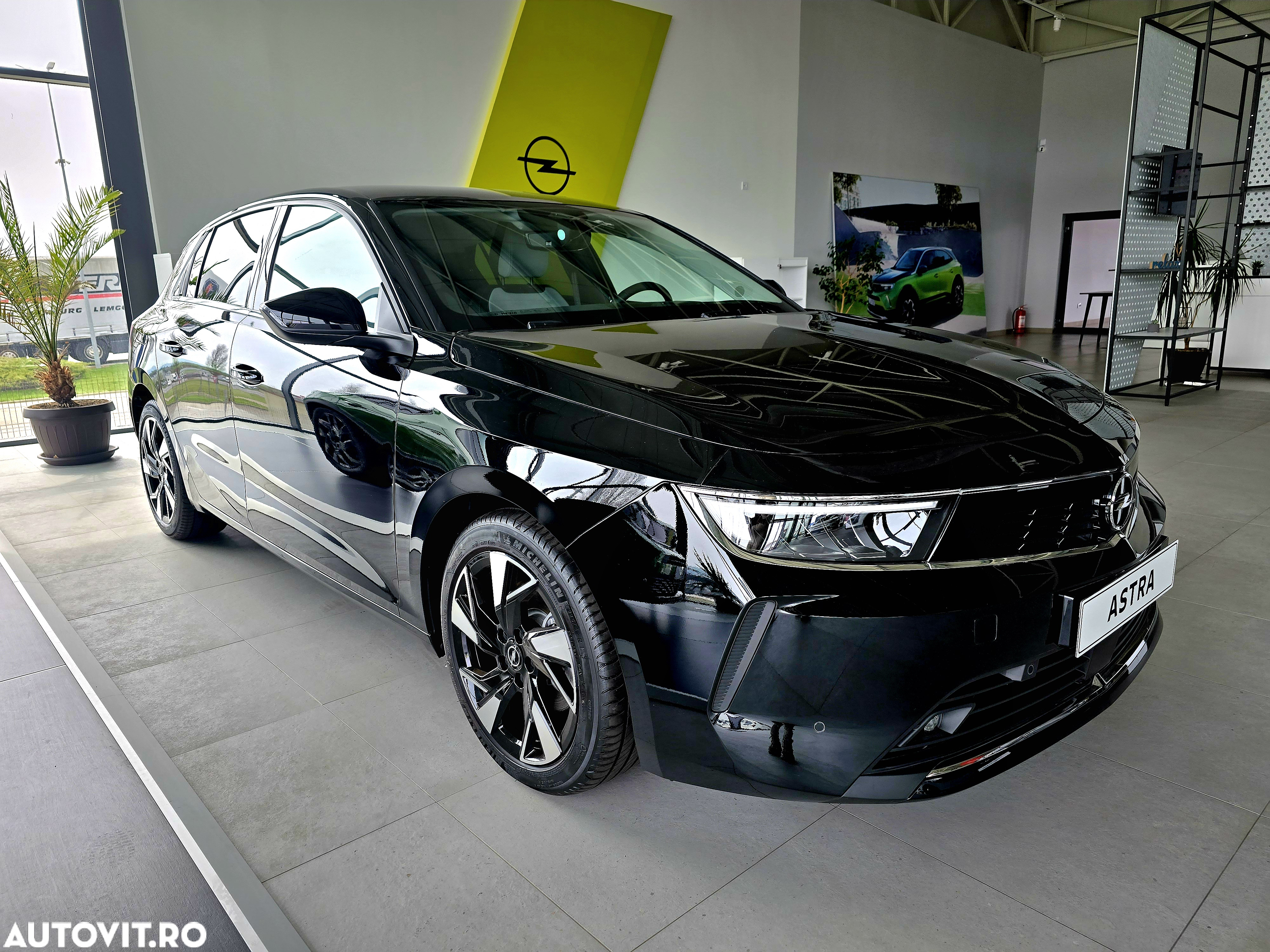 Opel Astra - 2