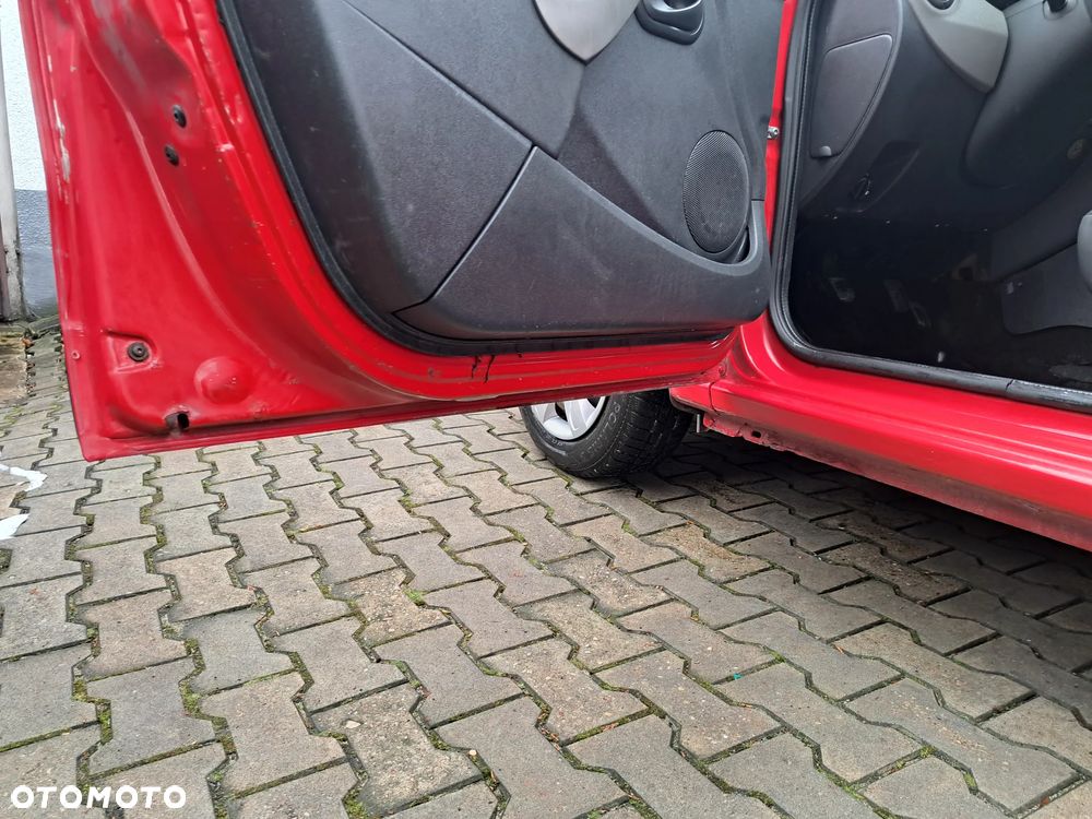 Dacia Sandero 1.4 Access - 12