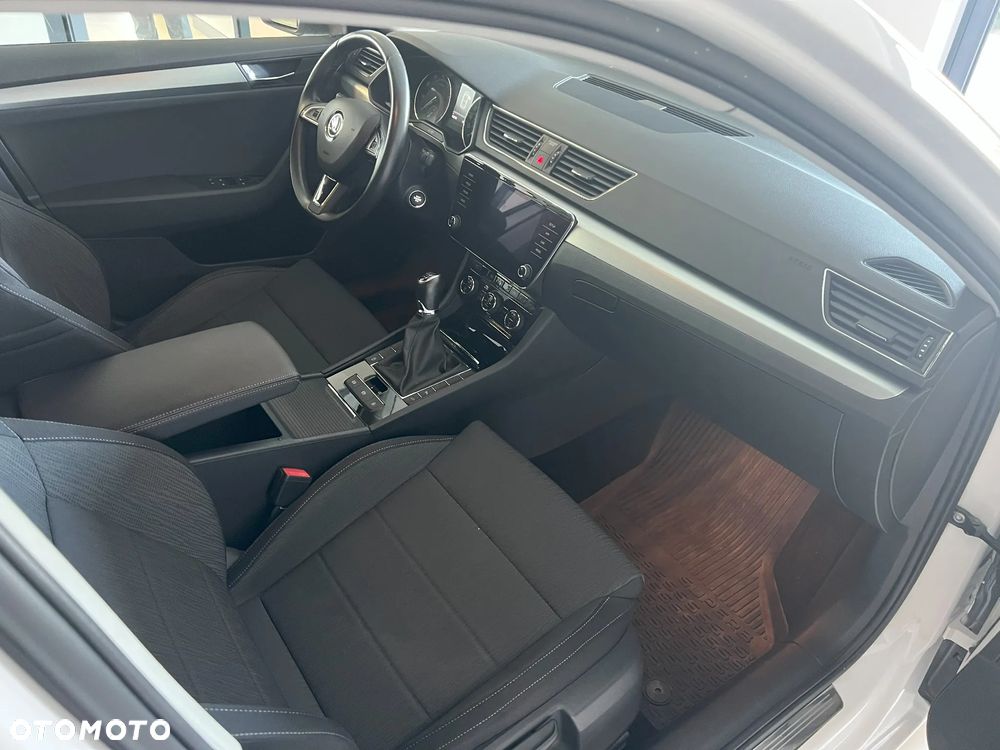 Skoda Superb 1.4 TSI ACT Ambition - 9