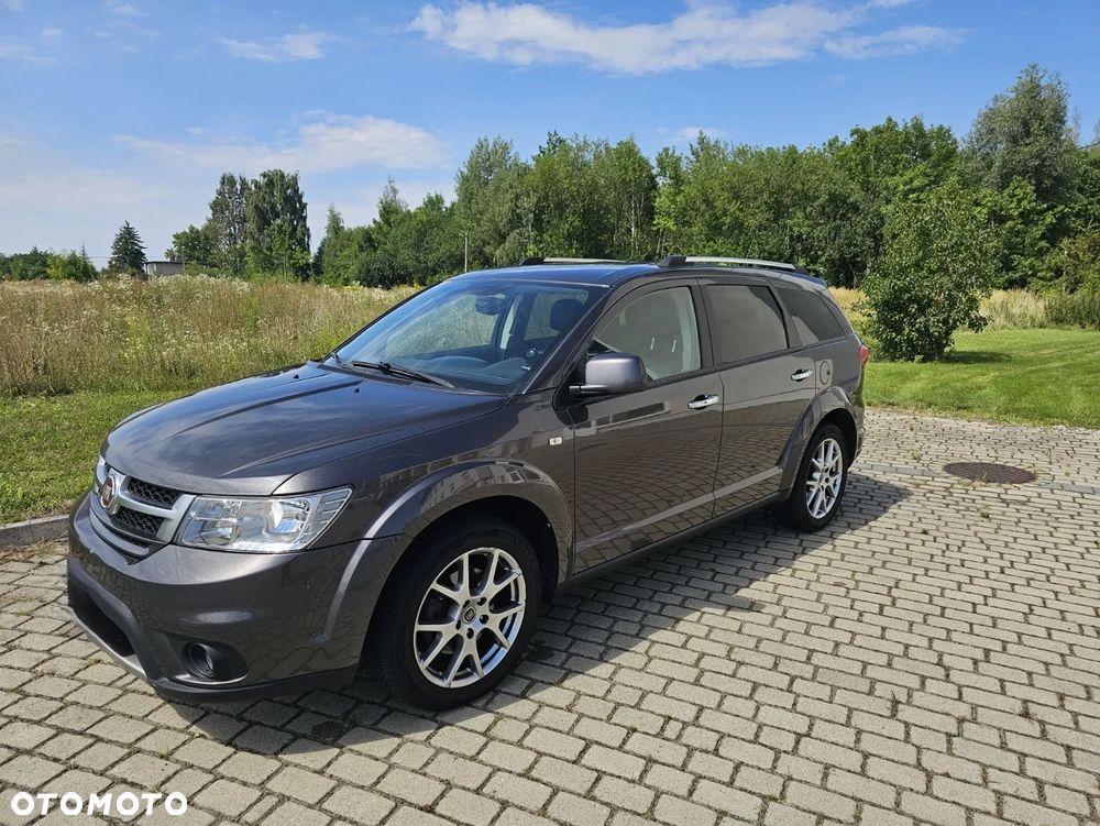 Fiat Freemont 2.0 Multijet 16V DPF Automatik Allrad Lounge - 2