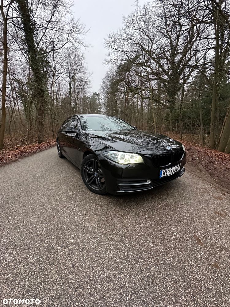 BMW Seria 5 518d - 1