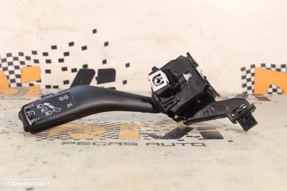 Manete Seat Leon (1P1)  1K0953513g / Manete Dos Piscas Vag - 2