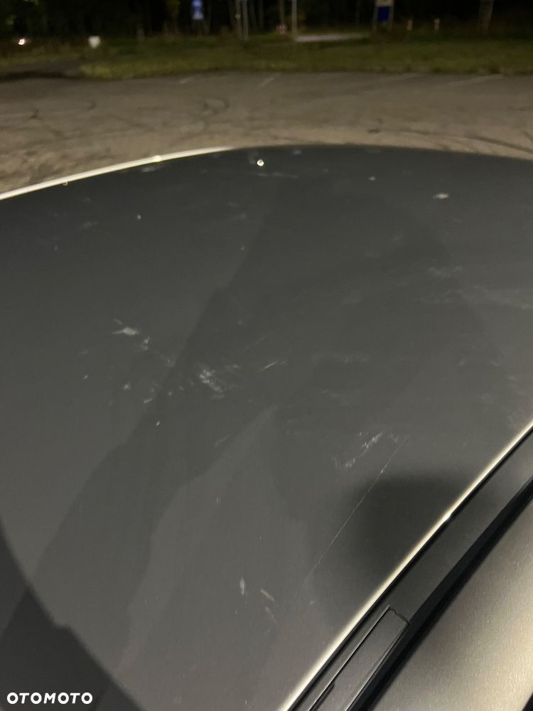 BMW Seria 3 318i - 11