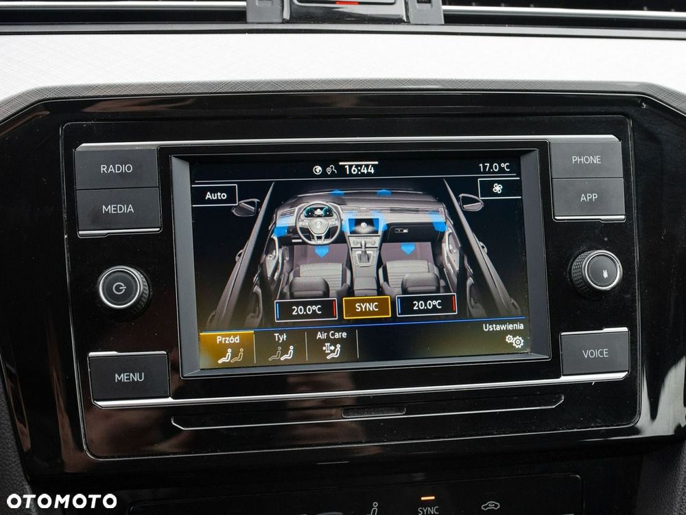 Volkswagen Passat 1.5 TSI EVO Business DSG - 22
