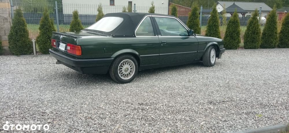 BMW E30 1990 photo 2